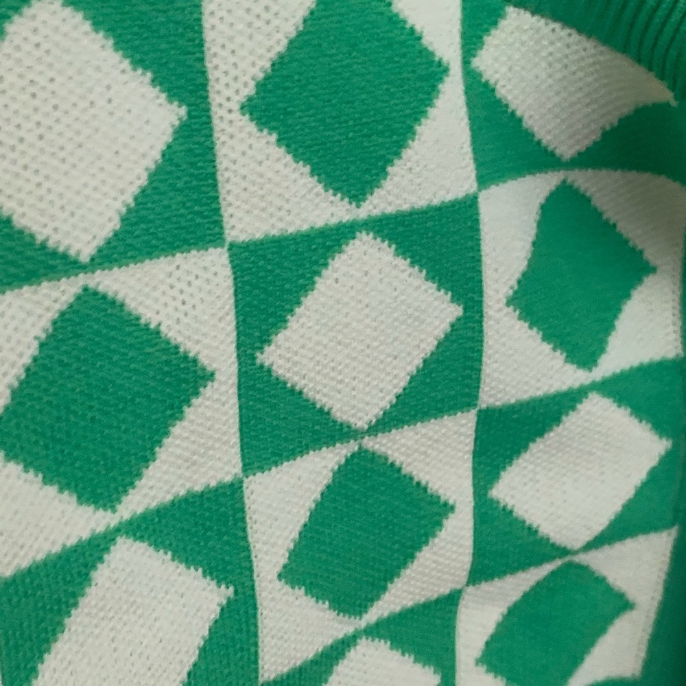 Zara Green and White Geometric Knit Sweater